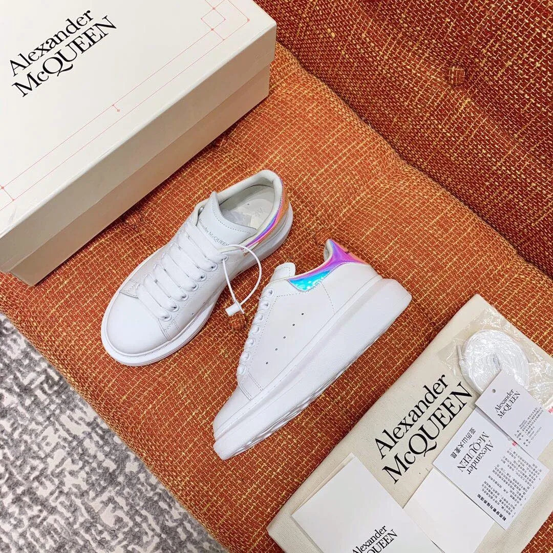 👟👟Ex-factory price 480👟👟 Men's size +10 High-quality upgraded version🔥Real shot of Alexander McQUEEN (McQueen)🎉The highest quality silk cowhide version on the market🎊, imported water-dyed sheepskin inside, counter 1:1 replica, star style T stage catwalk, a must-have for fashionistas , the original high-temperature and ultra-clear air compressor logo on the foot, absolutely counter-matched version, the arc of the back bag is truly genuine 0⃣️ difference, using an exclusive privately molded double-layer vacuum outsole, which is light on the foot and has excellent rebound! Running🏃✈️The first choice item for outdoor sports💅💅Trend and fashion coexist📣 Women’s style: 35-39, Men’s style: 39-44